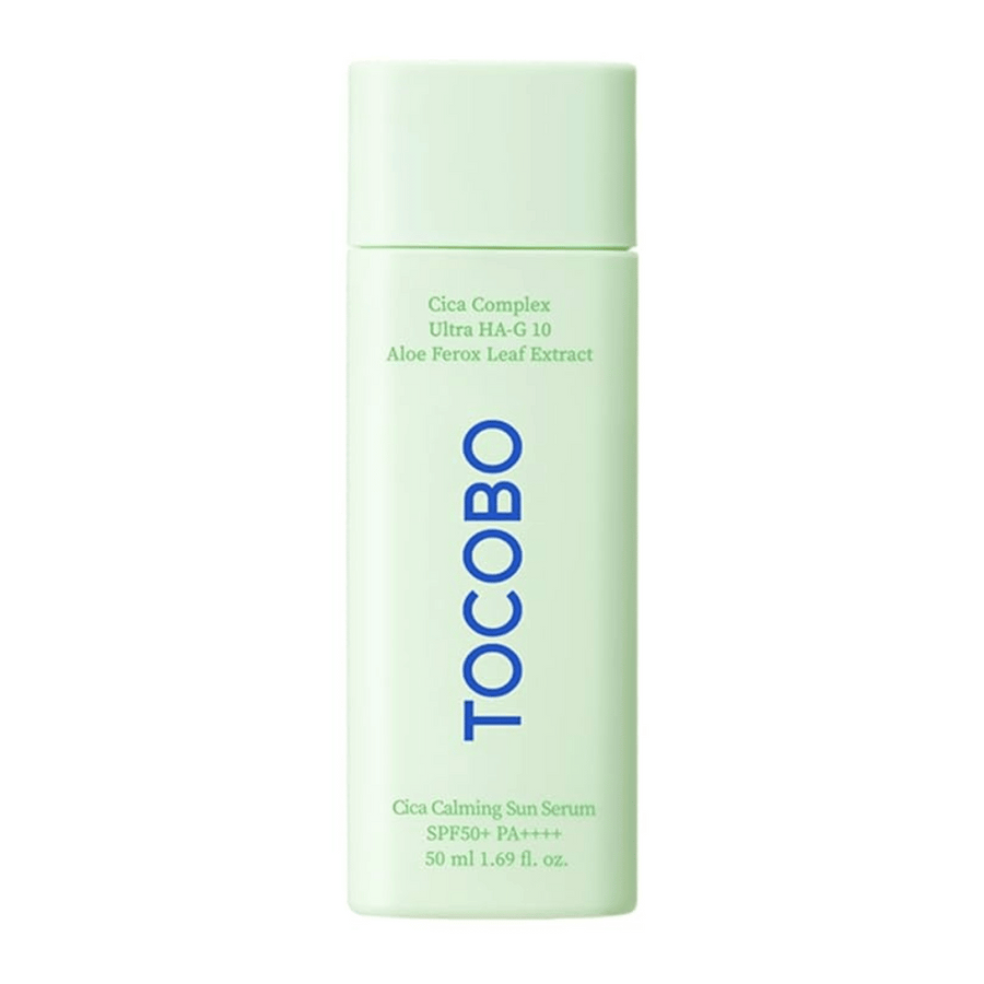 TOCOBO Cica Calming Sun Serum i mintgrön flaska med blå text, SPF50+ PA++++, 50 ml.