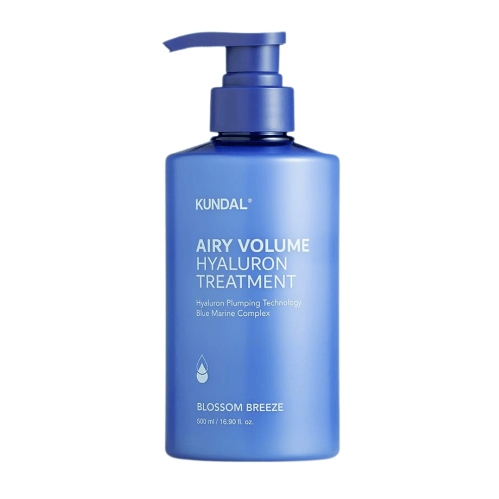 KUNDAL Airy Volume Hyaluron Treatment in blue pump bottle, 500 ml, with the text Blossom Breeze on the label.