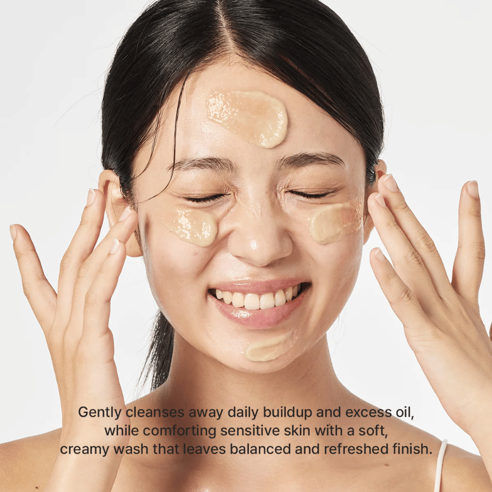 Woman applies Arencia Calendula Rice Mochi Cleanser – gentle Korean cleanser that removes oil and impurities while leaving the skin feeling fresh and balanced.