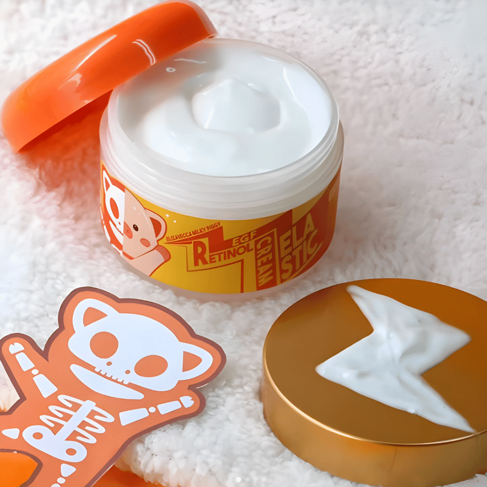 Elizavecca Milky Piggy EGF Elastic Retinol Cream – Korean face cream with retinol and EGF that helps improve skin elasticity, reduce fine lines, and provide hydrated and smooth skin.