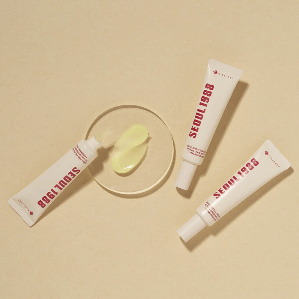 SEOUL 1988 Eye Cream - Retinal Liposome 4% + Fermented Bean

This eye cream is enriched with 4% Retinal Liposome and Fermented Beans, providing intensive nourishment and helping to reduce fine lines and dark circles under the eyes.

🌟 Benefits:
✔ Retinal Liposome 4% – Strengthens skin elasticity and reduces wrinkles
✔ Fermented Beans – Nourishing formula for increased firmness
✔ Soft and easily absorbed – Suitable even for sensitive skin

Perfect for hydrating and refreshing the eye area! 👁✨