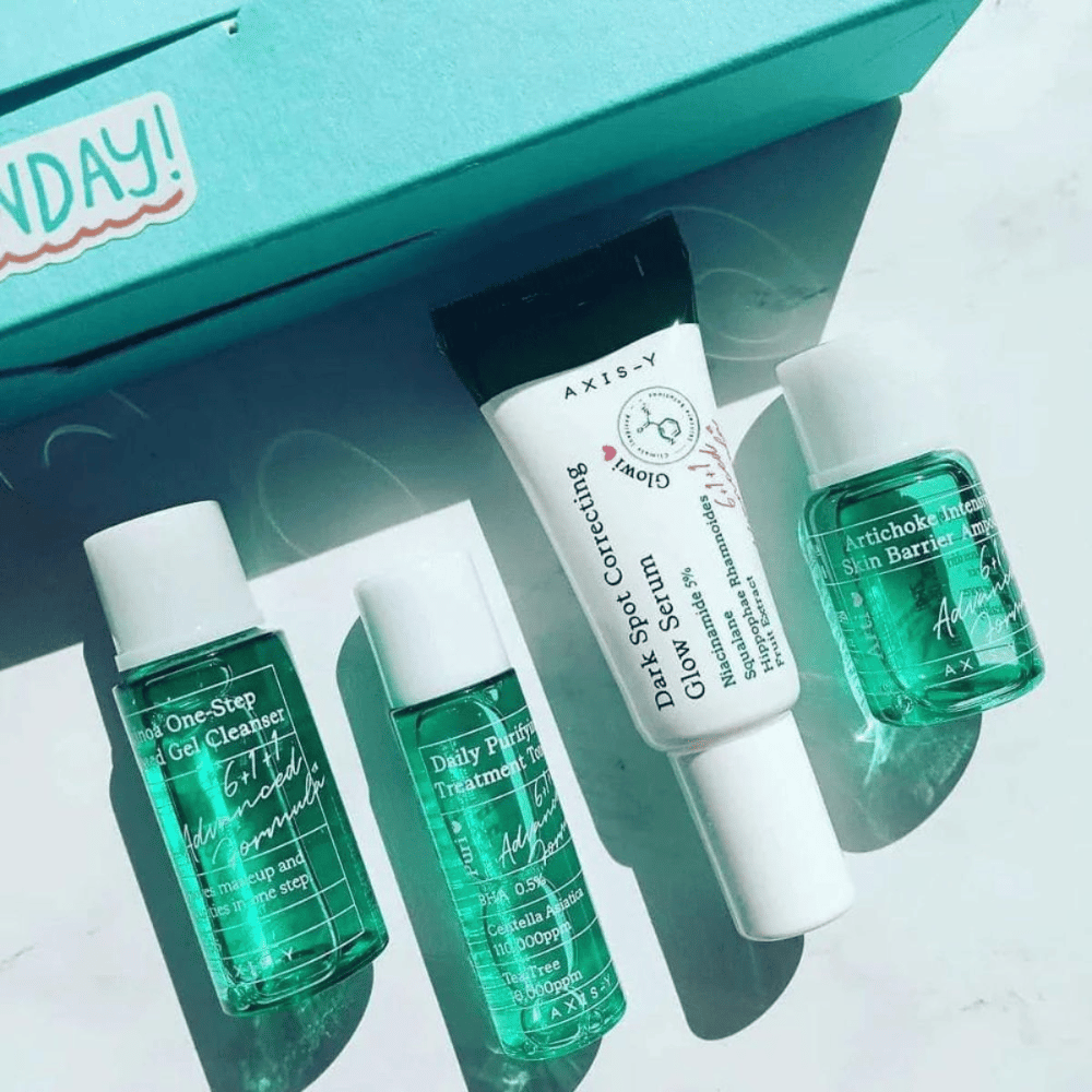 The Mini Glow Set - Quinoa One-Step balanced Gel Cleanser - Daily Purifying Treatment Toner - Artichoke Intensive Skin Barrier Ampoule - Dark Spot Correcting Glow Serum - Sticker & Gift Card