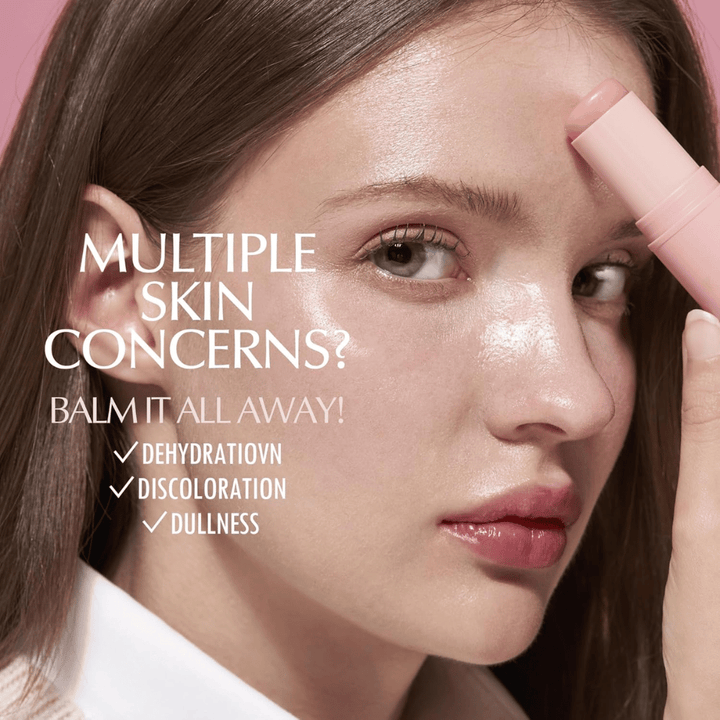 KAHI Wrinkle Bounce Multi Balm is applied to the face for hydration, radiance, and improved skin elasticity against dryness and dull skin.